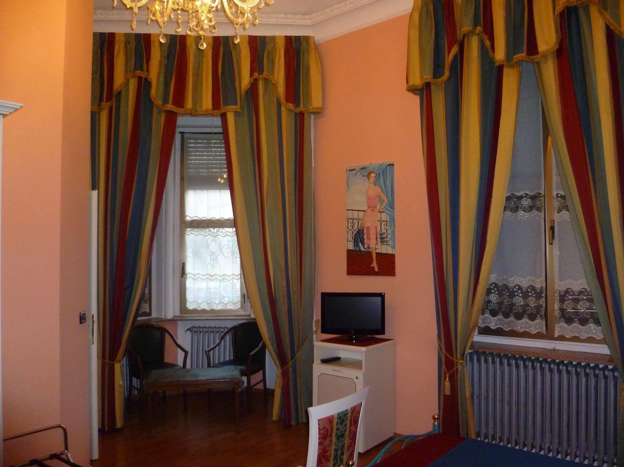 Hotel Principi D'Acaja Torino Kültér fotó